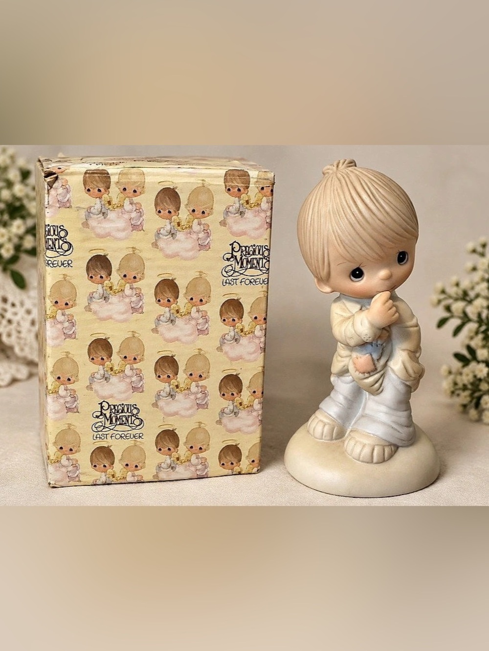 Vintage 1978 Retired Precious Moments Smile, God Loves You Figurine E-1373/B